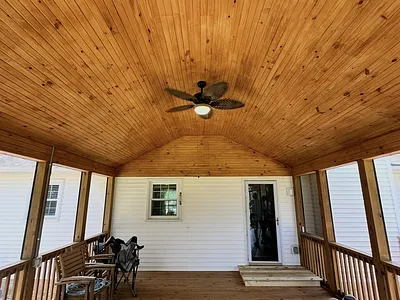 Screened Deck 